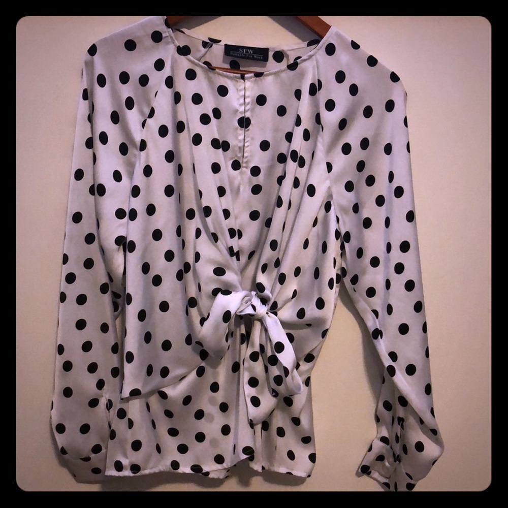 Black and white polka dot ensemble